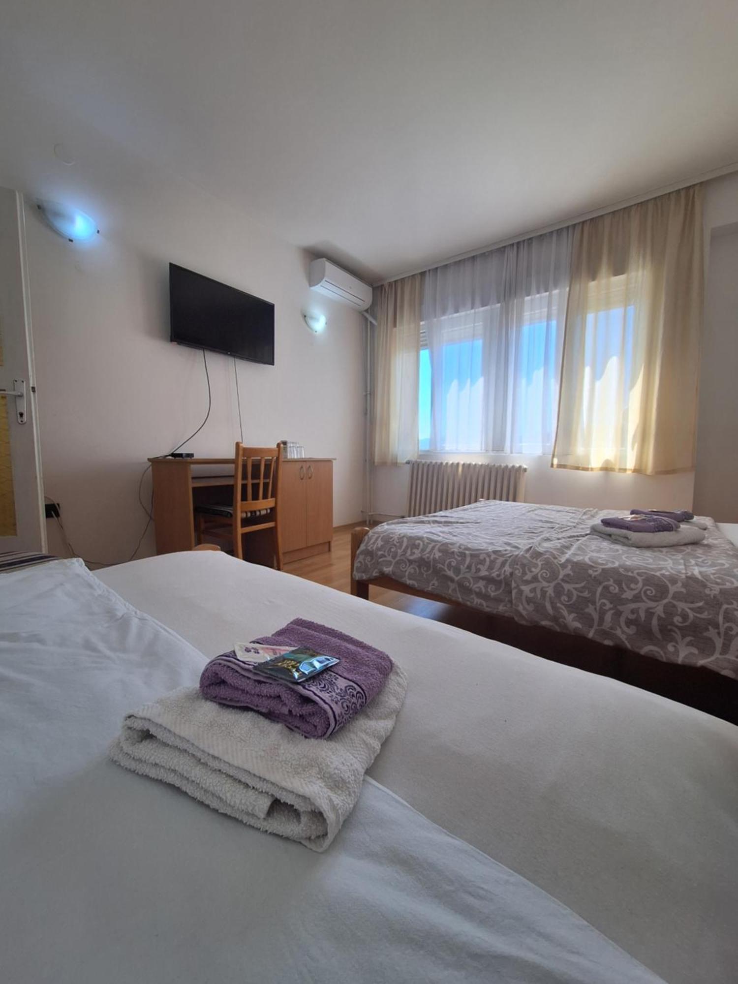 Hotel Konaciste Trstenik Kültér fotó