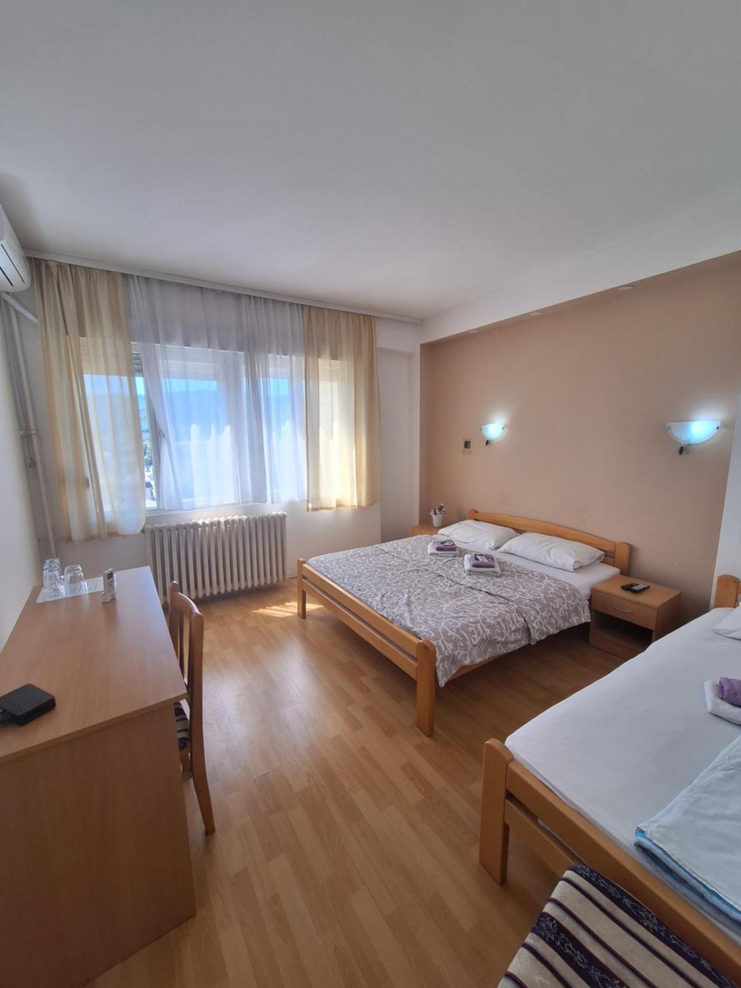 Hotel Konaciste Trstenik Kültér fotó